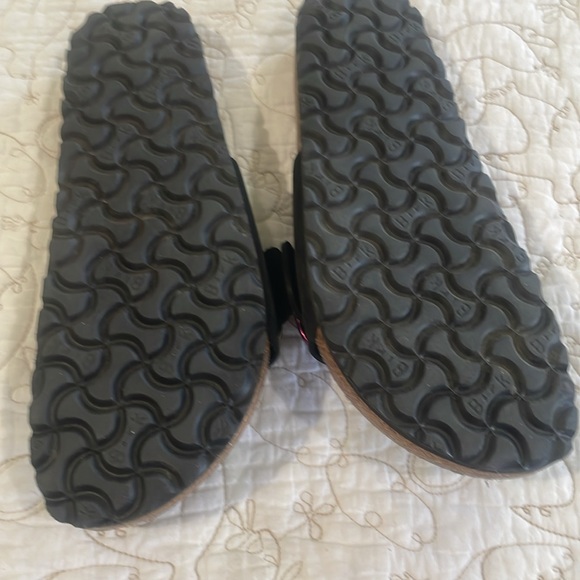 Like new Birkenstock slides - Picture 2 of 3